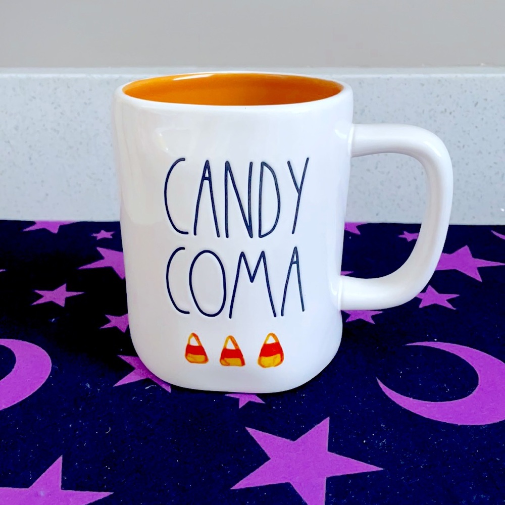 ❗️RAE DUNN CANDY COMA W/ CANDY CORNS HALLOWEEN FARMHOUSE COFFEE TEA MUG